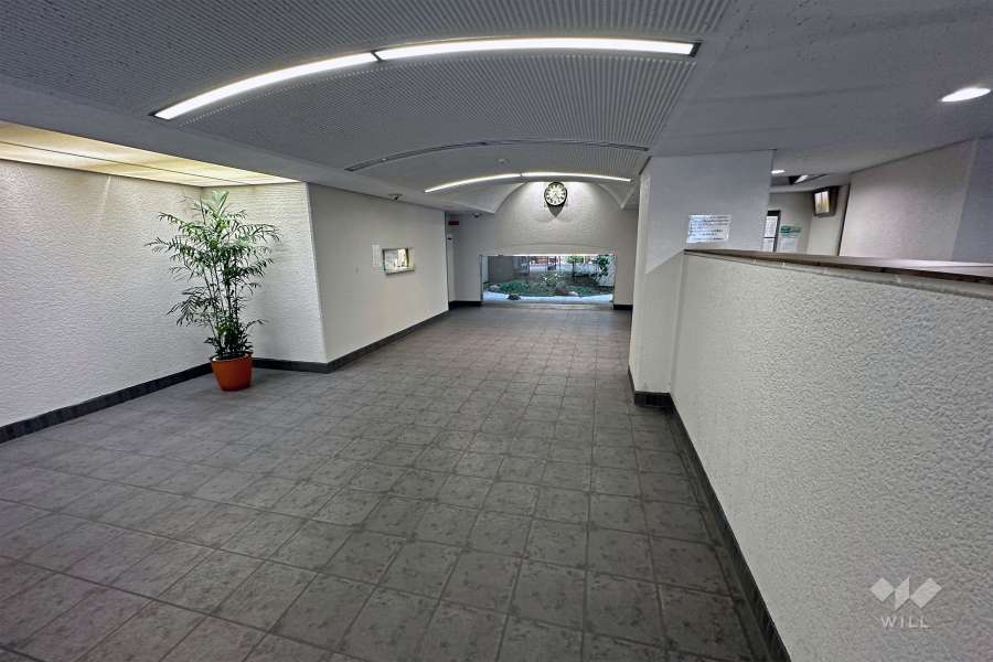 エントランスホール
