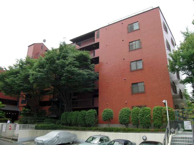 千里ドオルの外観（北東側から）