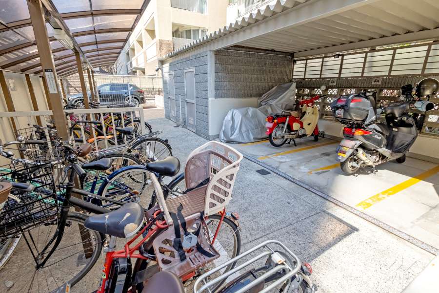 駐輪場