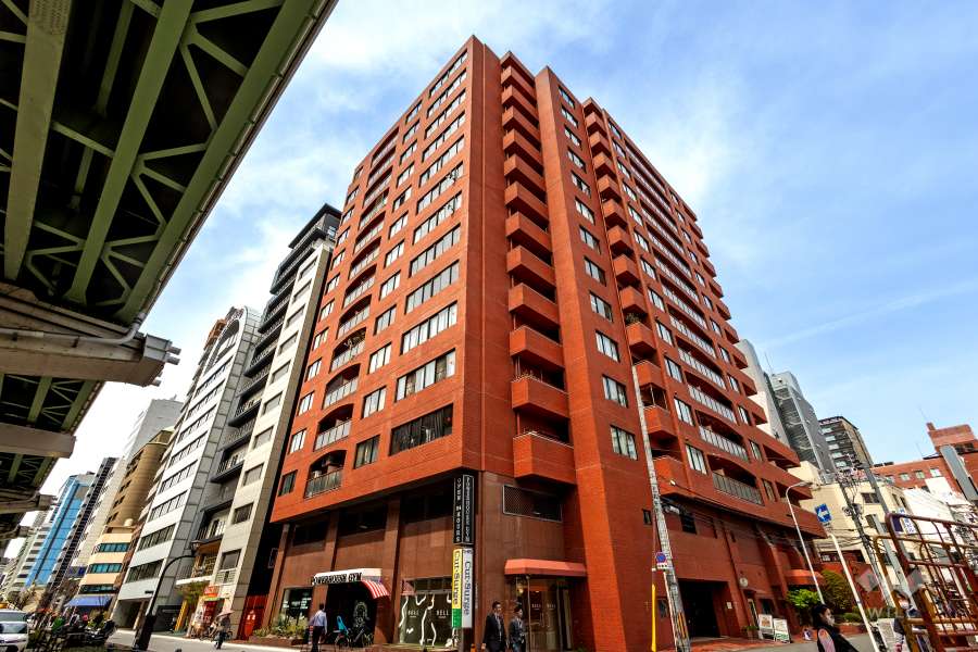 本町セントラルハイツの外観（南東側から）
