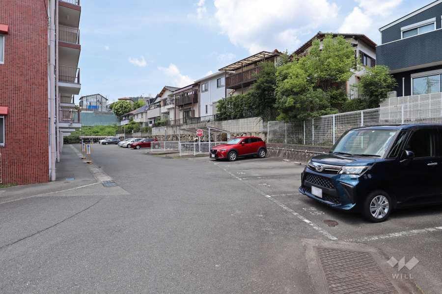 敷地内駐車場（屋外平面式）