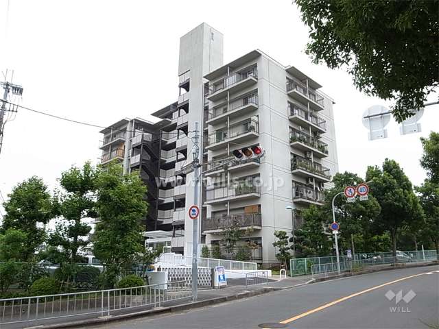 箕面粟生第５住宅の外観（北西側から）