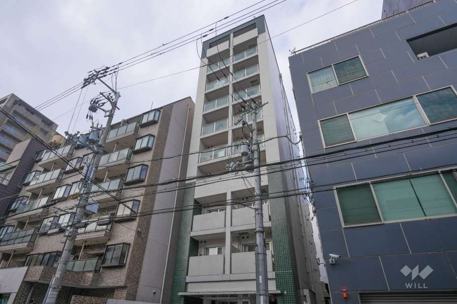 エイペックス東心斎橋1の外観（南東側から）