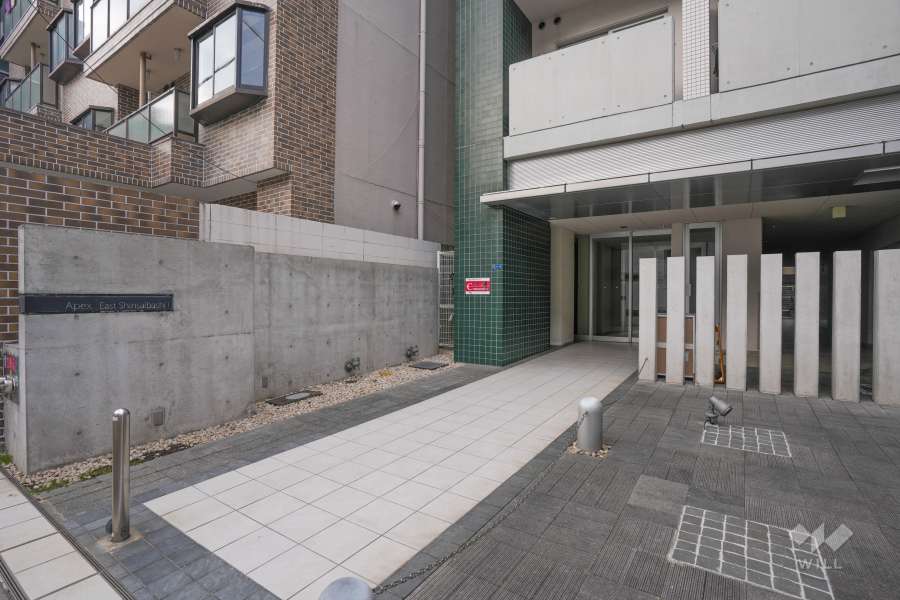 エントランスアプローチ　　