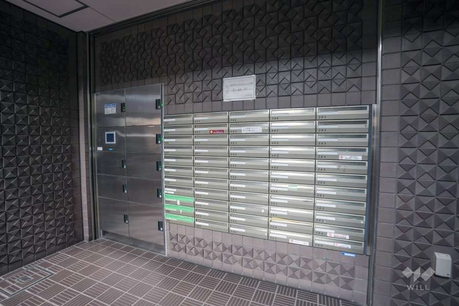 宅配ボックスと共用ポスト