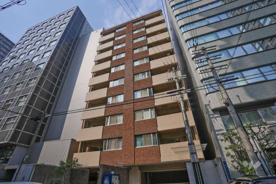 エステムコート心斎橋アルテールの外観（南東側から）