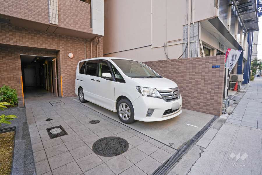 敷地内駐車場（屋外平面式）