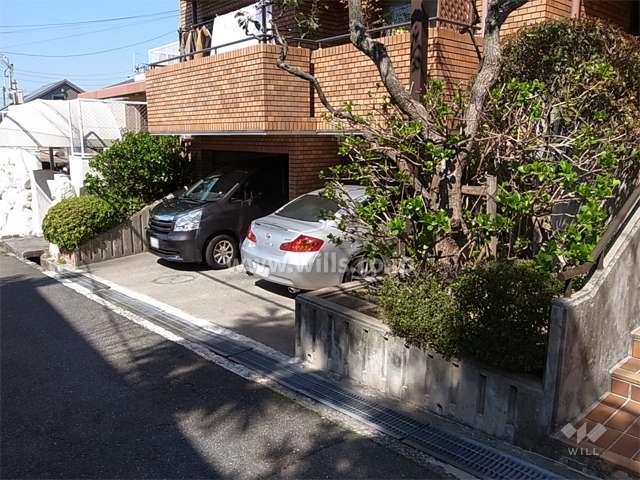 敷地内駐車場（平面式）