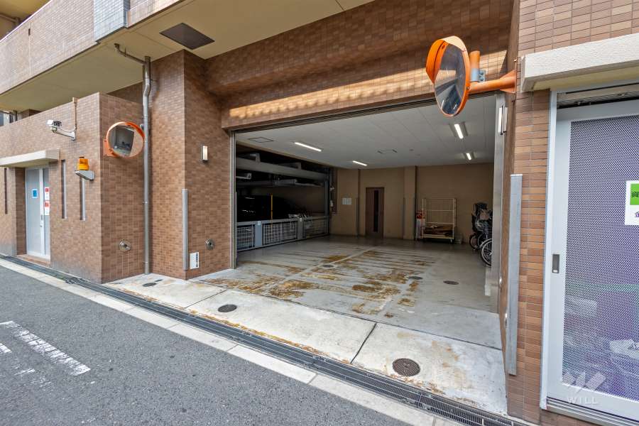 駐車場の出入口・敷地内駐車場（屋内機械式）