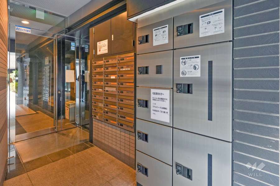 宅配ボックスと共用ポスト