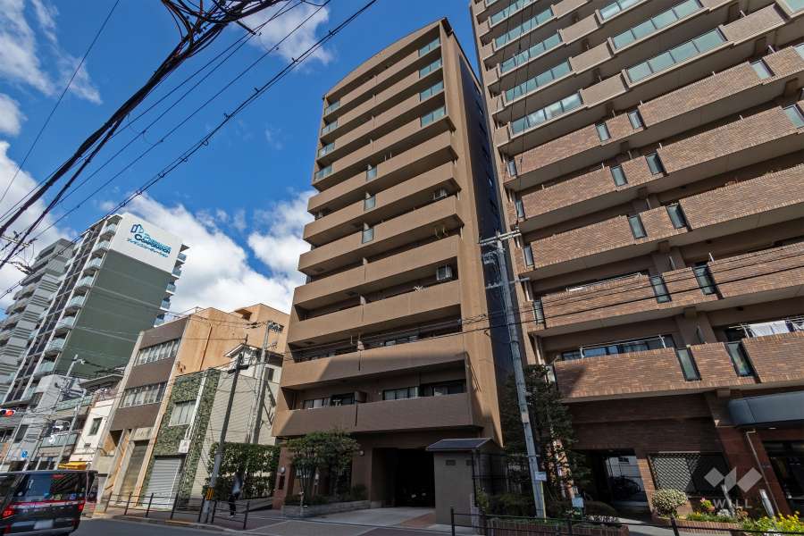 グランドハイツ上町の外観（南東側から）