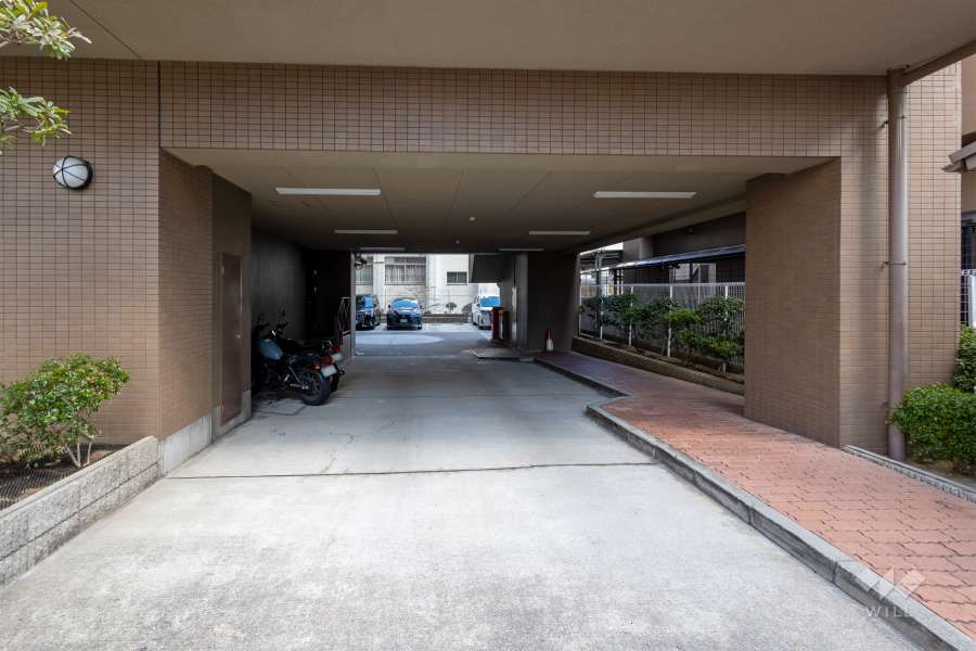 駐車場の出入り口