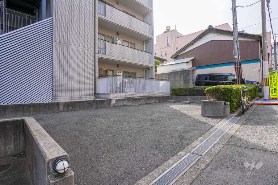 敷地内駐車場（屋外平面式）