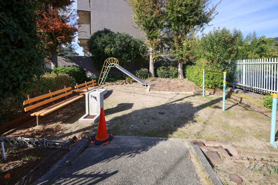 敷地に隣接する公園