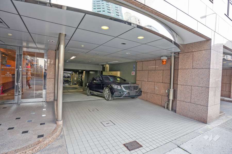 駐車場の出入り口