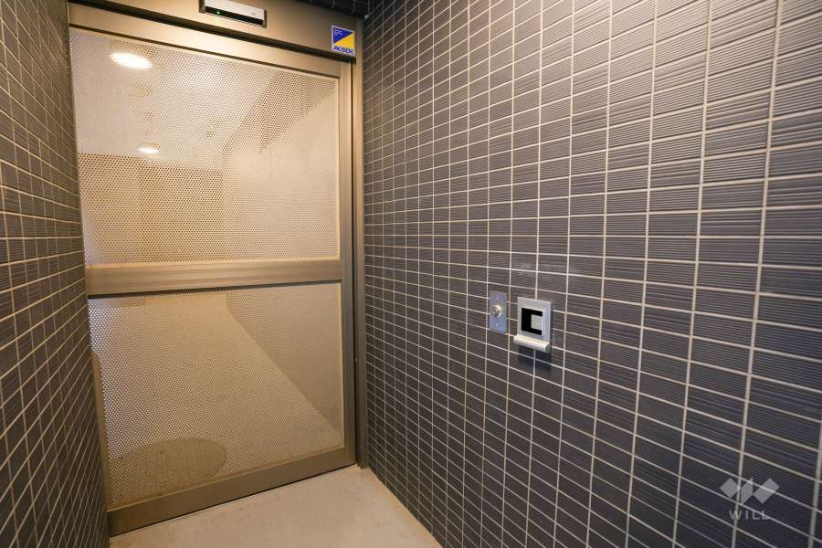駐輪場の入り口