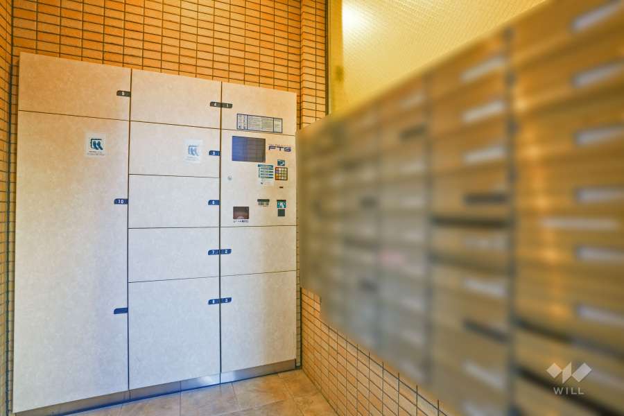 共用ポストと宅配ボックス