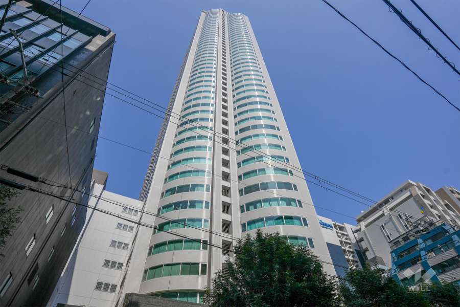 シティタワー大阪の外観（南西側から）