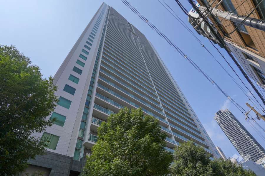 シティタワー大阪の外観（南東側から）