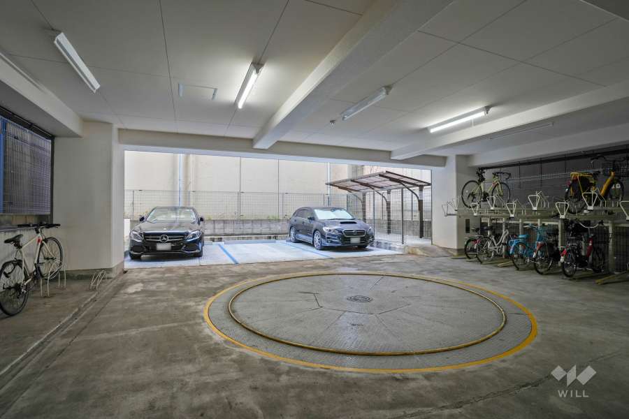 敷地内駐車場（屋内平面式）