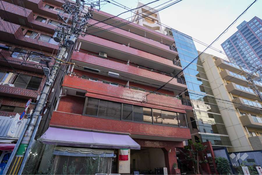 トーカンマンション長堀橋の外観（北東側から）
