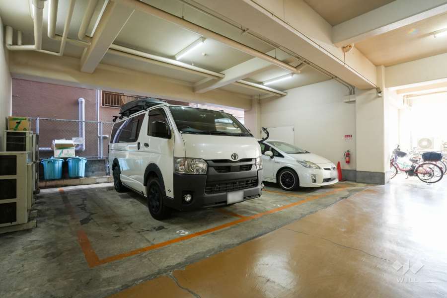 敷地内駐車場（屋内平面式）