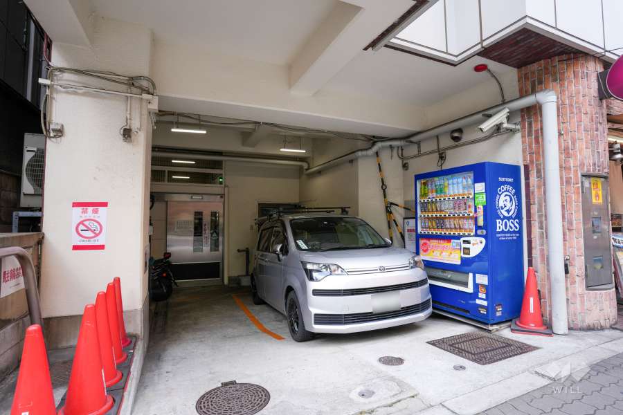 敷地内駐車場（屋内平面式）