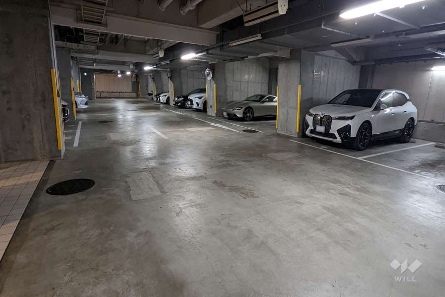 敷地内駐車場（屋内平面式）