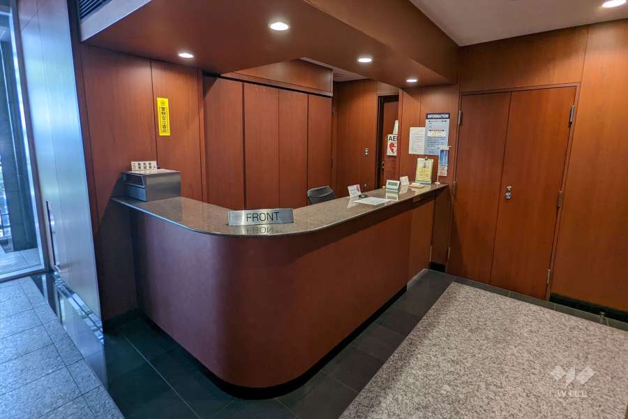 フロントデスク