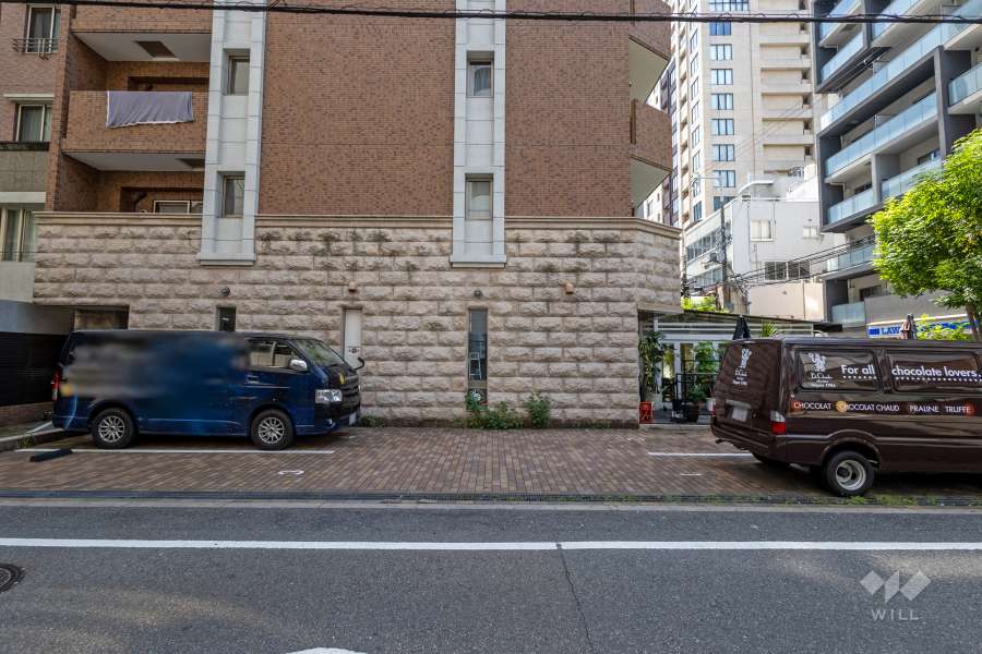 敷地内駐車場（屋外平面式）