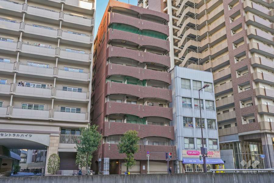 フローレンス谷町の外観（北西側から）