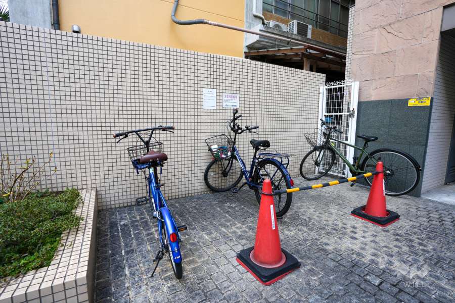 来客駐輪場