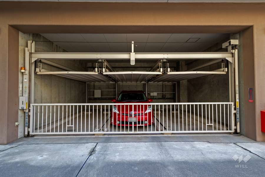 敷地内駐車場（屋内機械式）