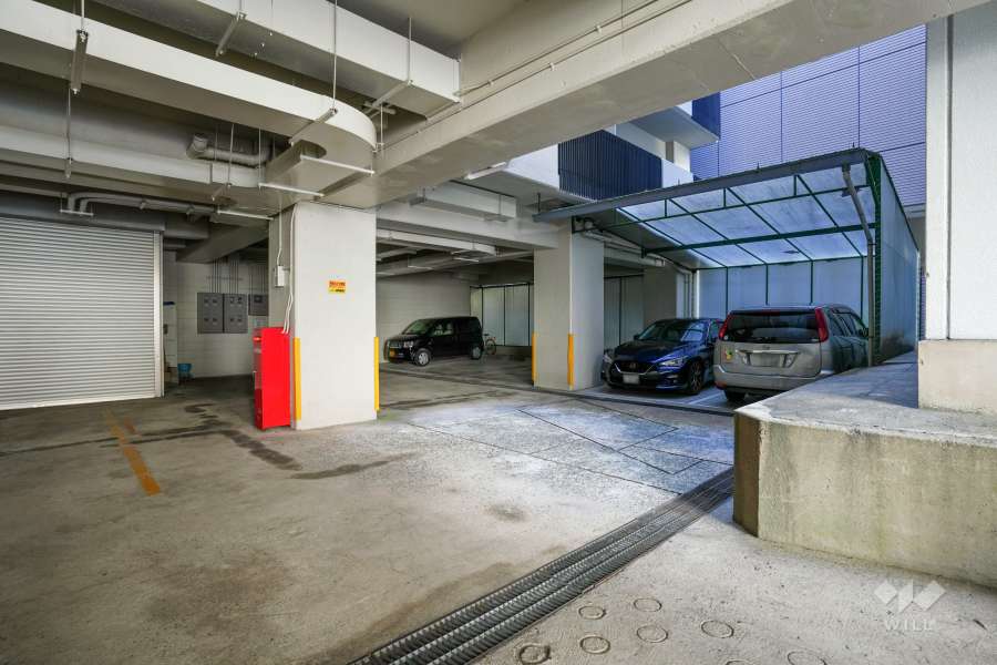 敷地内駐車場（屋内平面式）