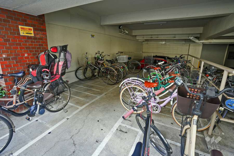 駐輪場、バイク置場