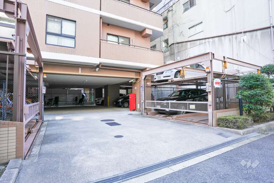 敷地内駐車場（屋外機械式）