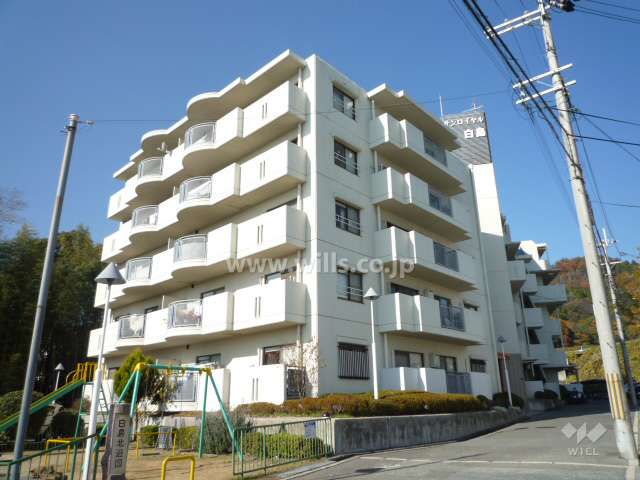 サンロイヤル白島の外観（南東側から）
