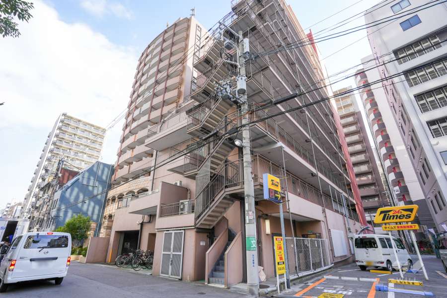 ユニ高麗橋の外観（北西側から）　
