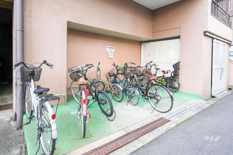 駐輪場　