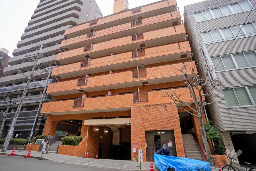 ライオンズマンション大手前第2の外観（北西側から）