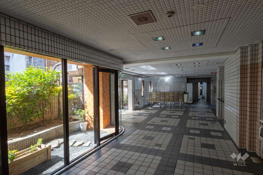 エントランスホール　