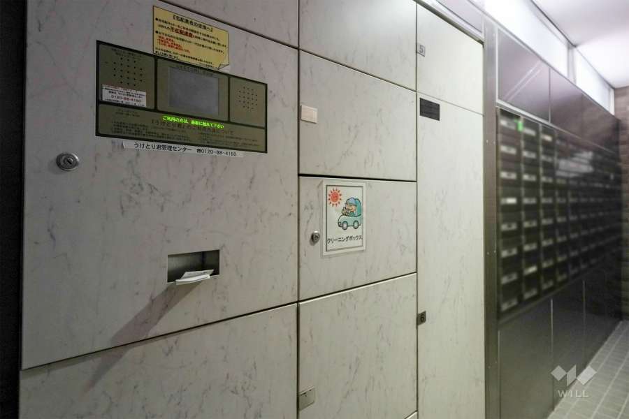 宅配ボックスと共用ポスト