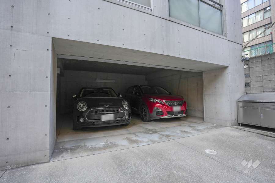 敷地内駐車場（屋内平面式）