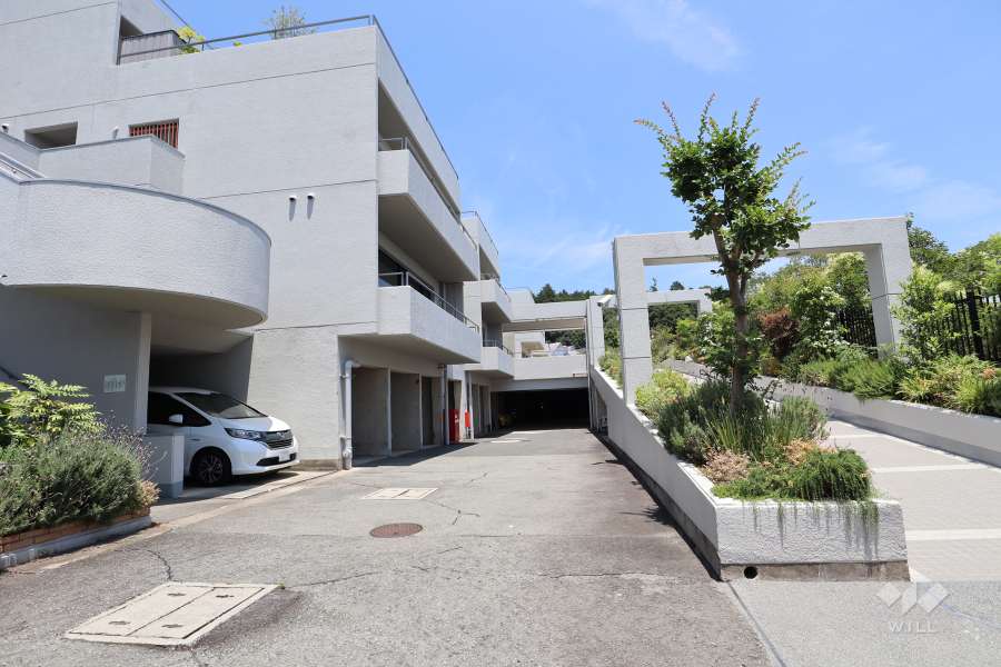 駐車場入り口