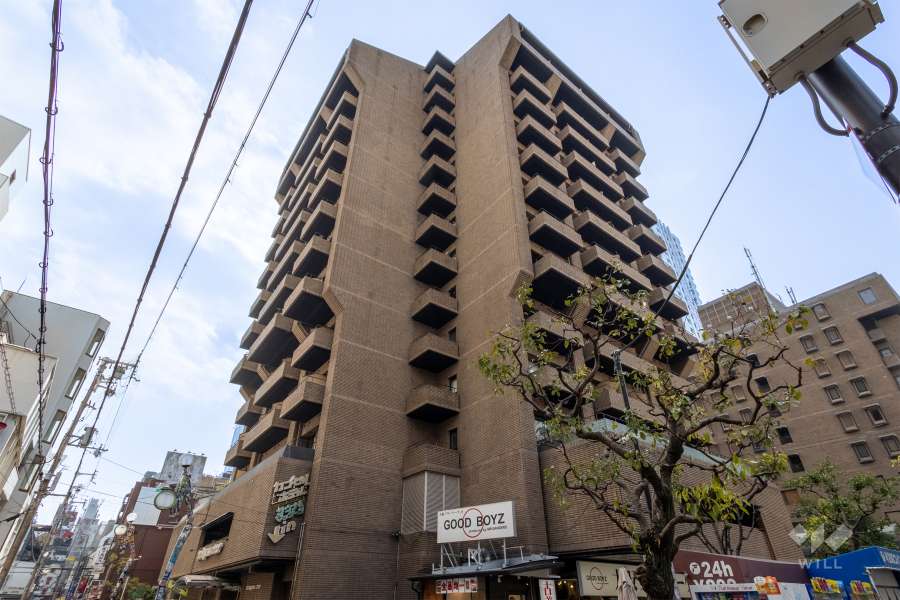 朝日プラザ心斎橋の外観（北東側から）