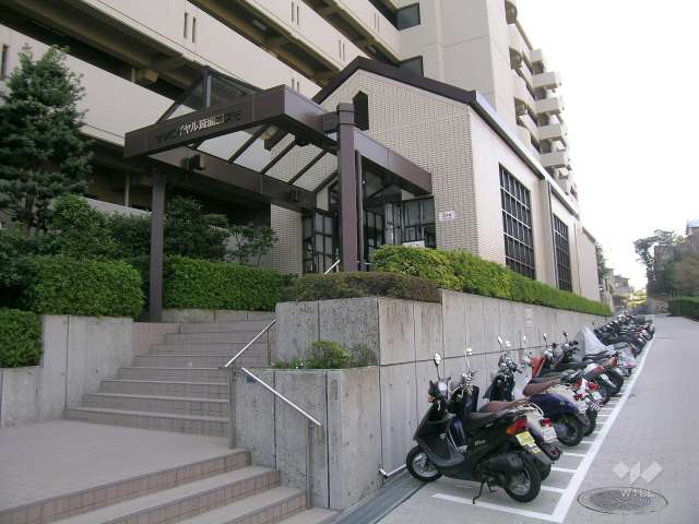 2号館のエントランス