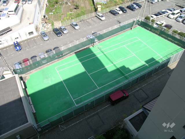 テニスコート