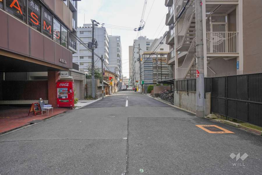 敷地の北側前面道路（西側から）.jpeg