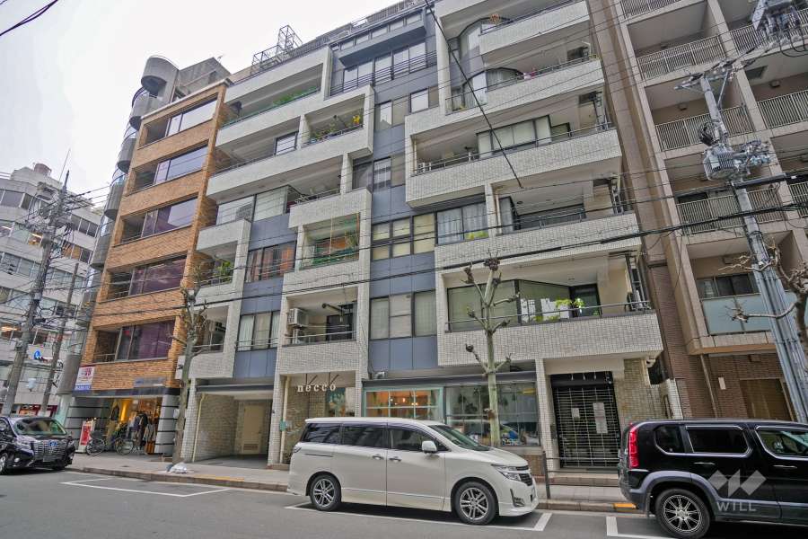 都創生内平野コープの外観（南東側から）