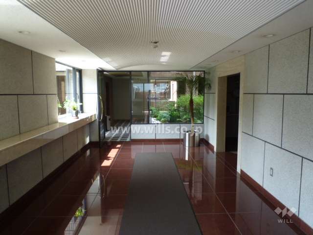 エントランスホール